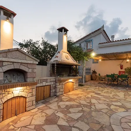 Tasos Koutsoubos Lejlighed Koróni