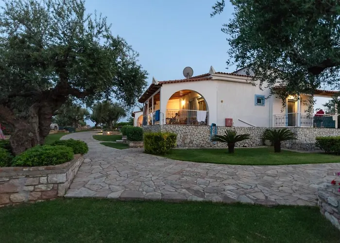 Tasos Koutsoubos Lejlighed