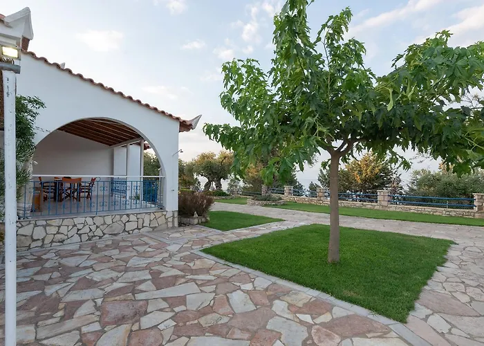 Tasos Koutsoubos Koróni