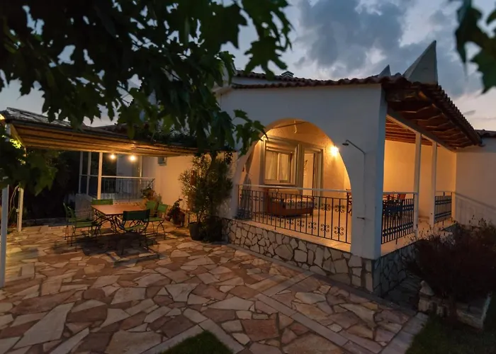 Tasos Koutsoubos Lejlighed Koróni