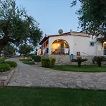 Tasos Koutsoubos 公寓
